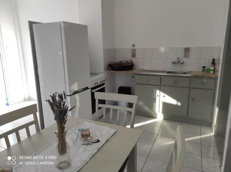 Valentino's 2 Apartment *